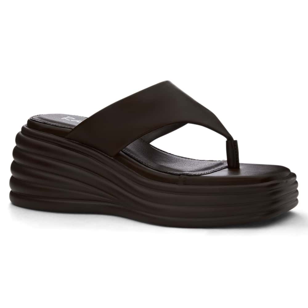 Tula Wedge in Chocolate Smooth