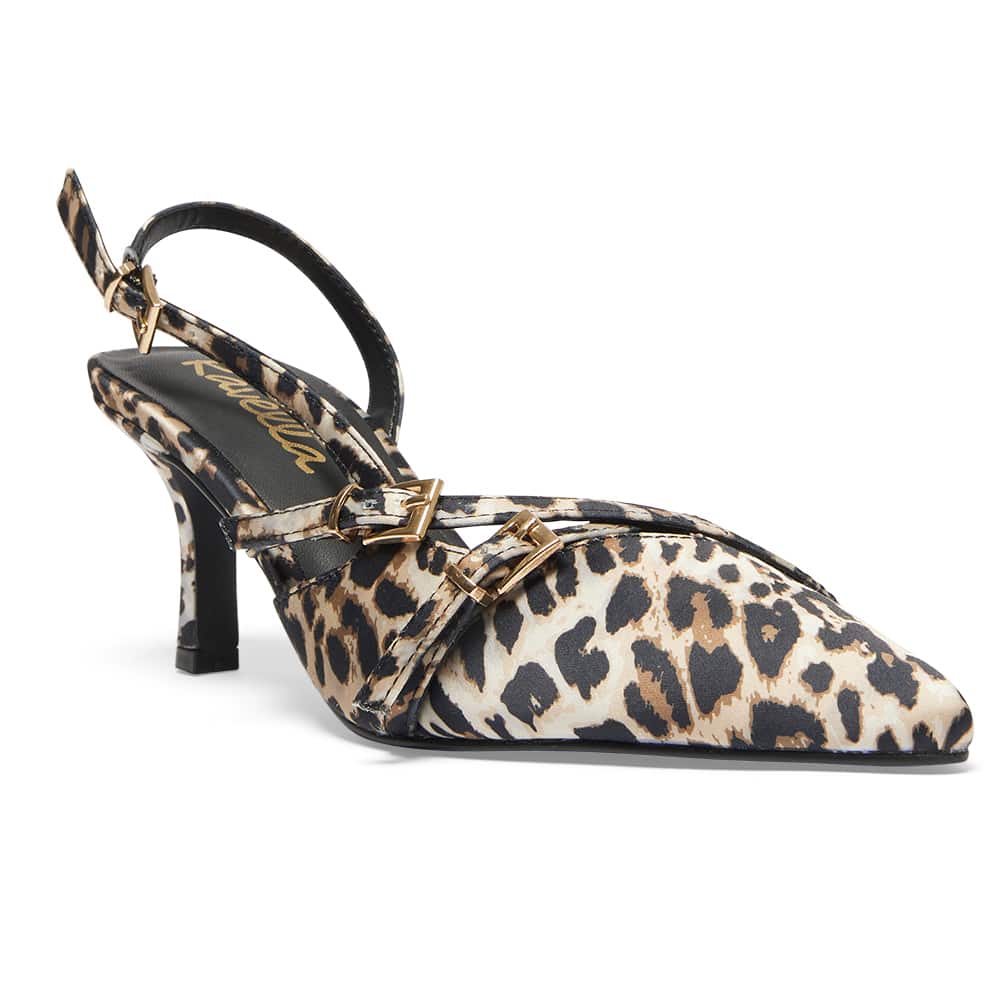 Veronica Heel in Animal