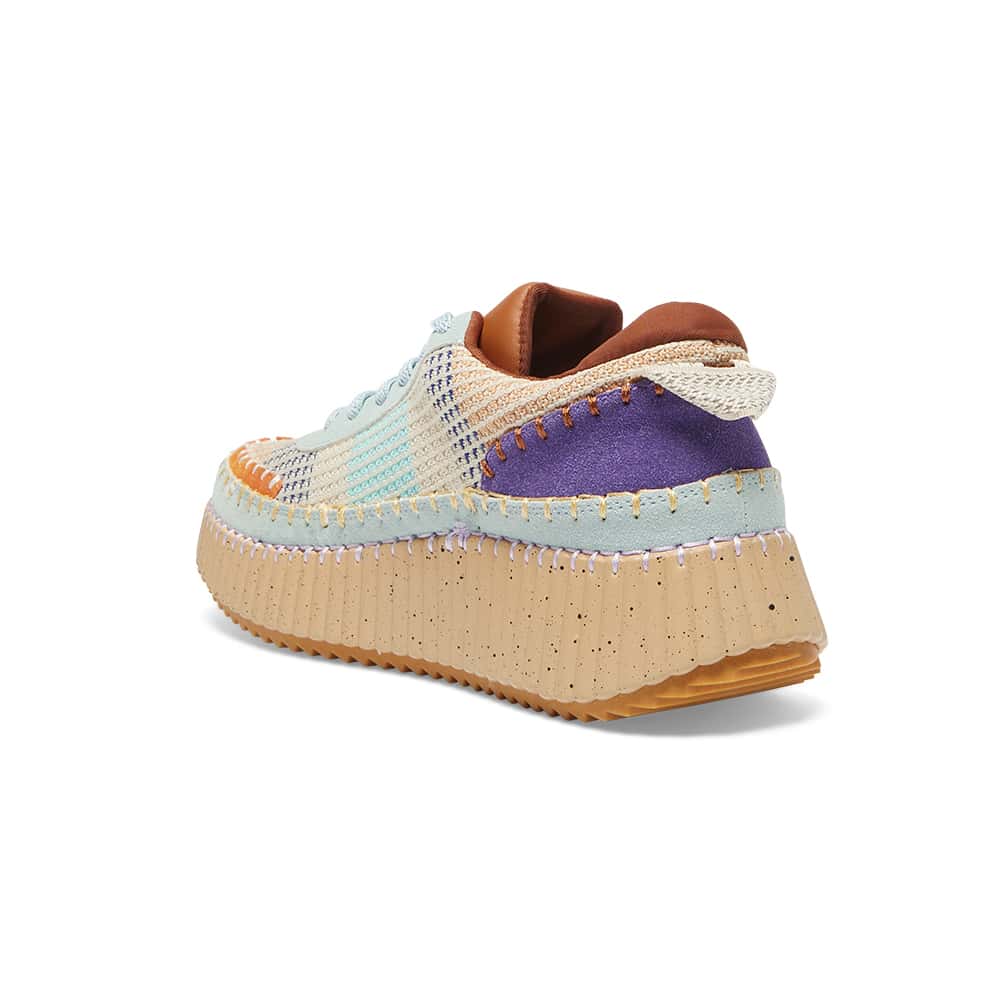Vivid Sneaker in Camel