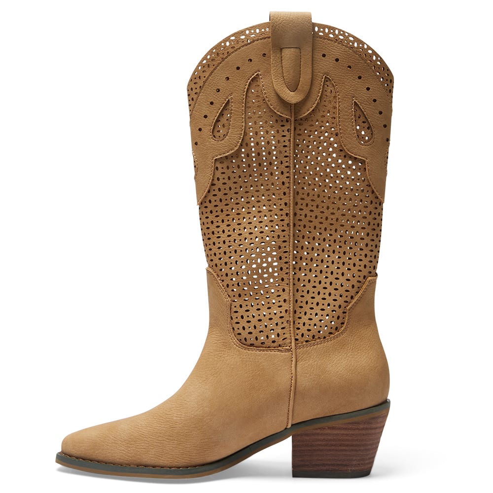 Wyoming Boot in Caramel Nubuck