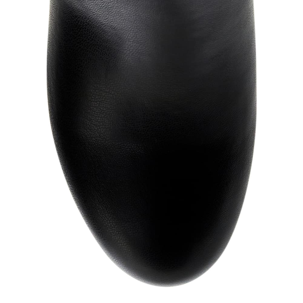 Zest Boot in Black