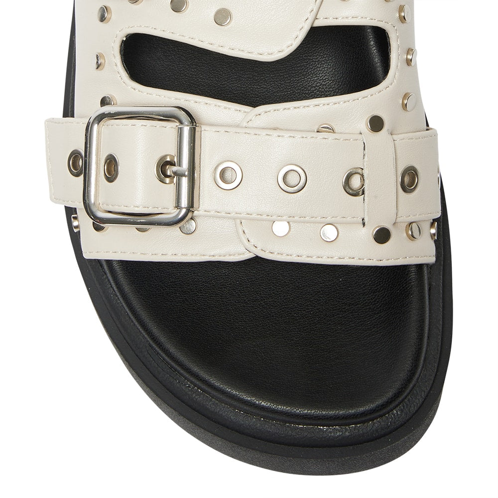 Zora Sandal in Beige Smooth