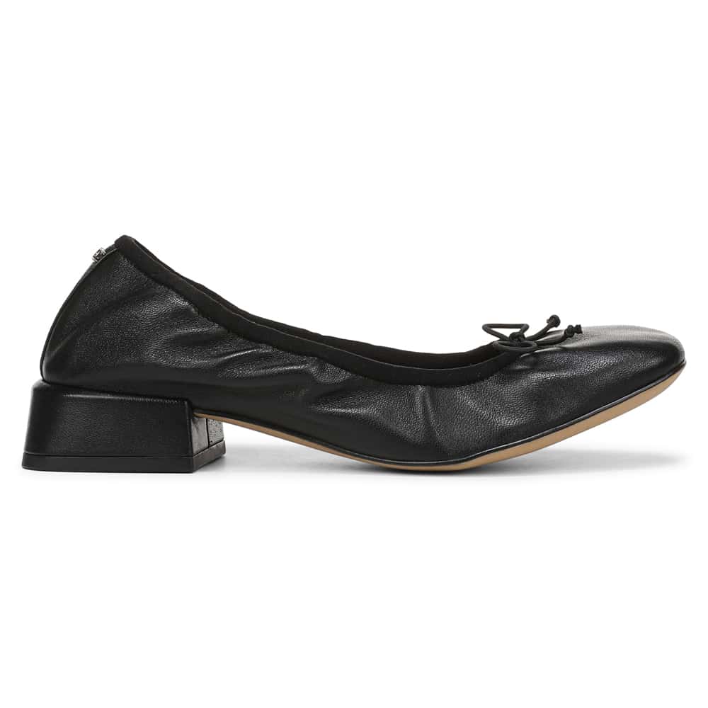 Belle Ballet Flat in Black Leather