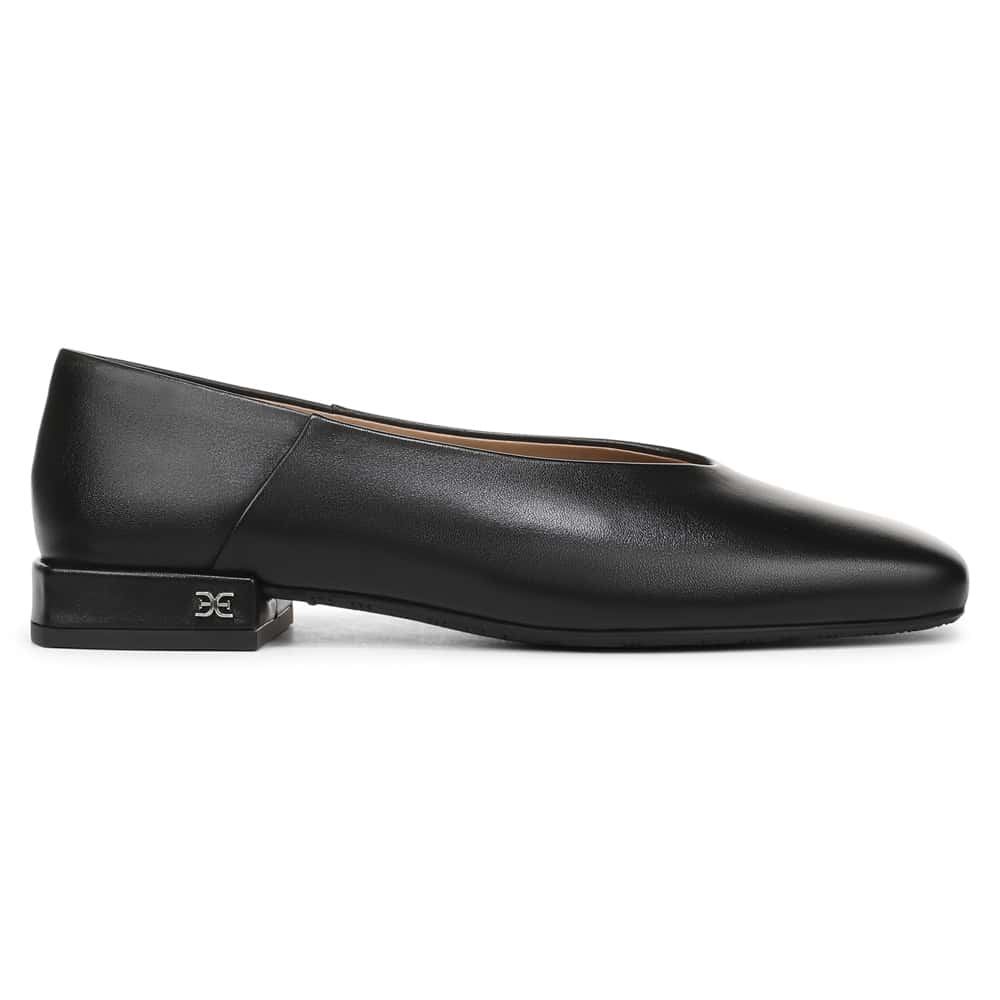 Kasey Ballet Flat in Black Leather