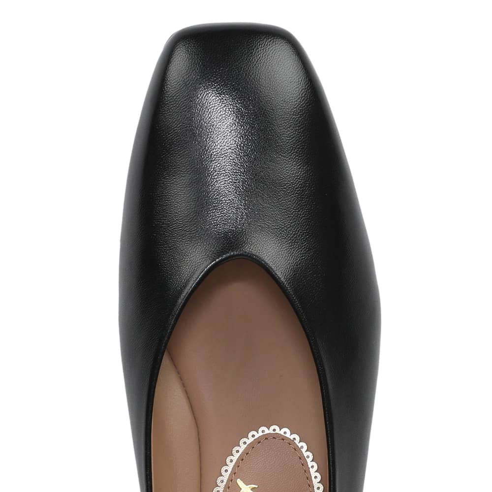 Kasey Ballet Flat in Black Leather