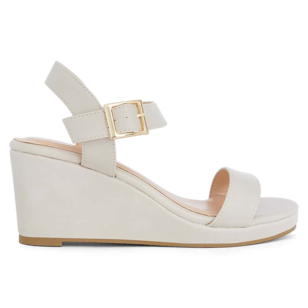 Abbey Wedge in Off White Smooth Smooth