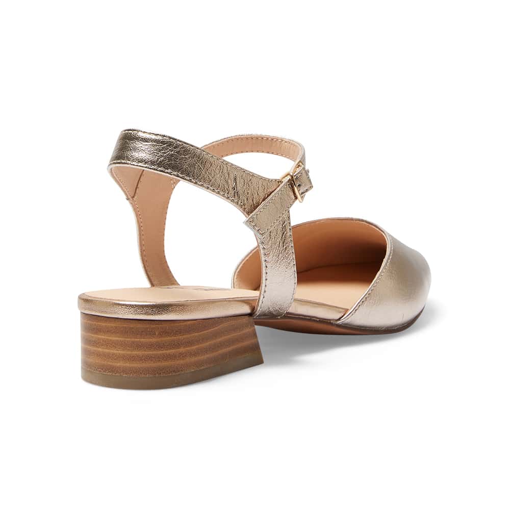 Amity Flat in Pewter Leather