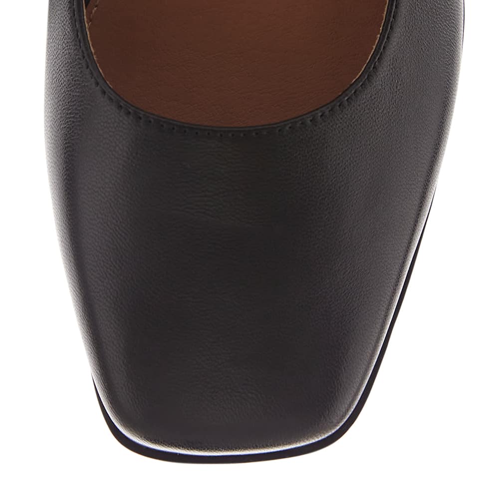 Andrea Ballet Flat in Black Leather