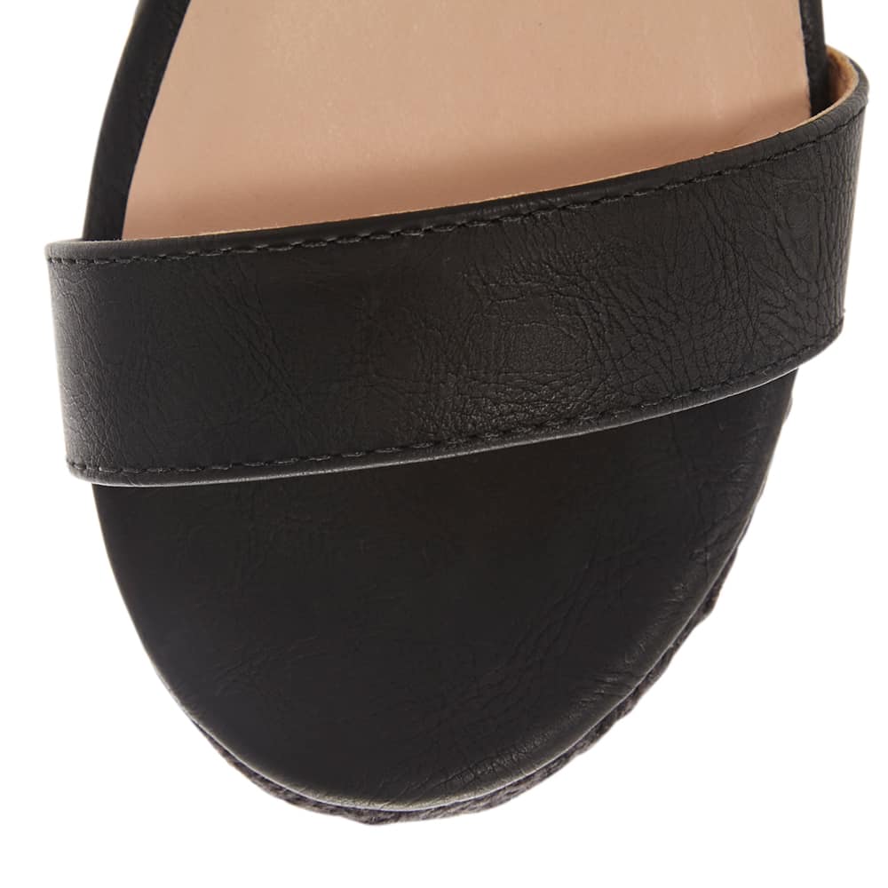 Annie Wedge in Black On Black
