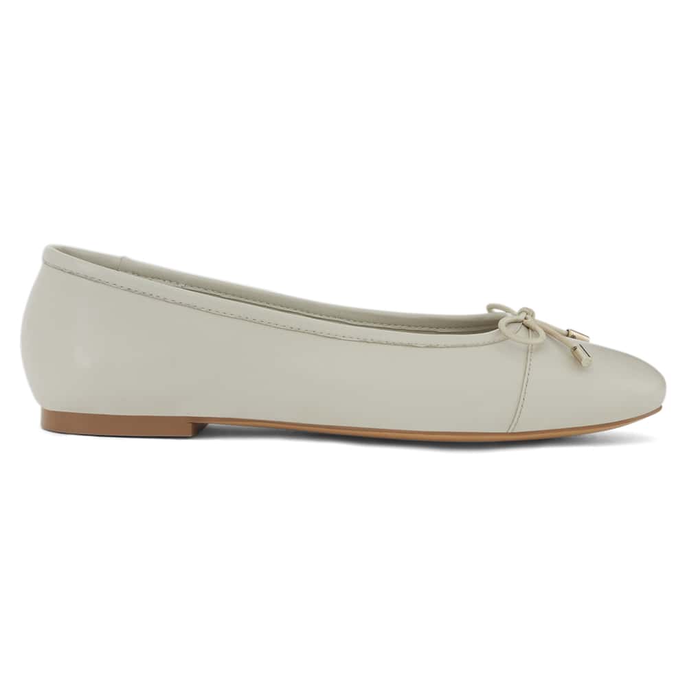 Ariel Ballet Flat in Bone Leather