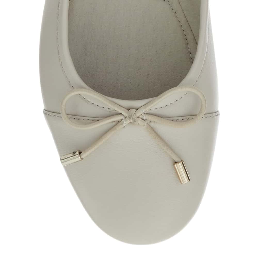 Ariel Ballet Flat in Bone Leather