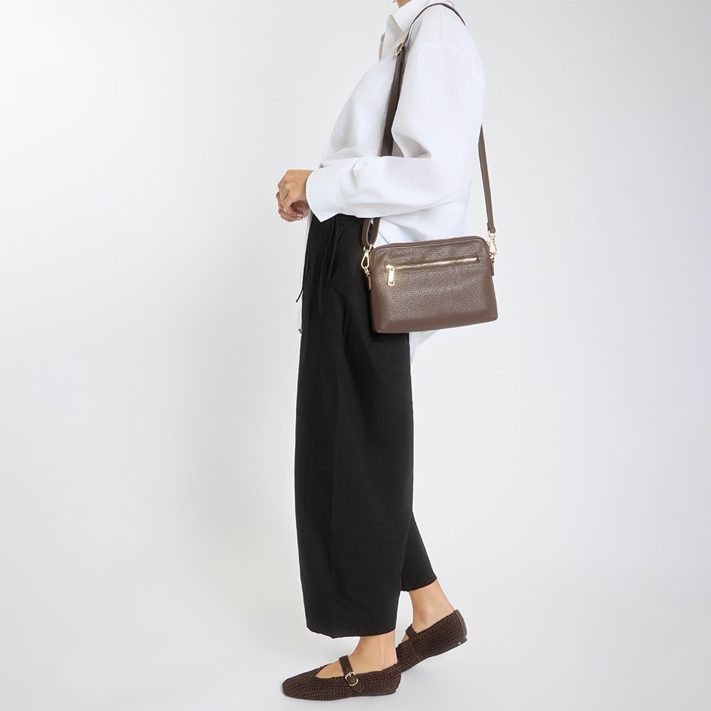 Asha Bag in Chocolate Pebble