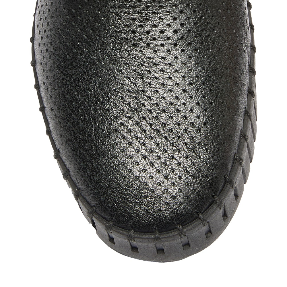 Central Sneaker in Black On Black Leather