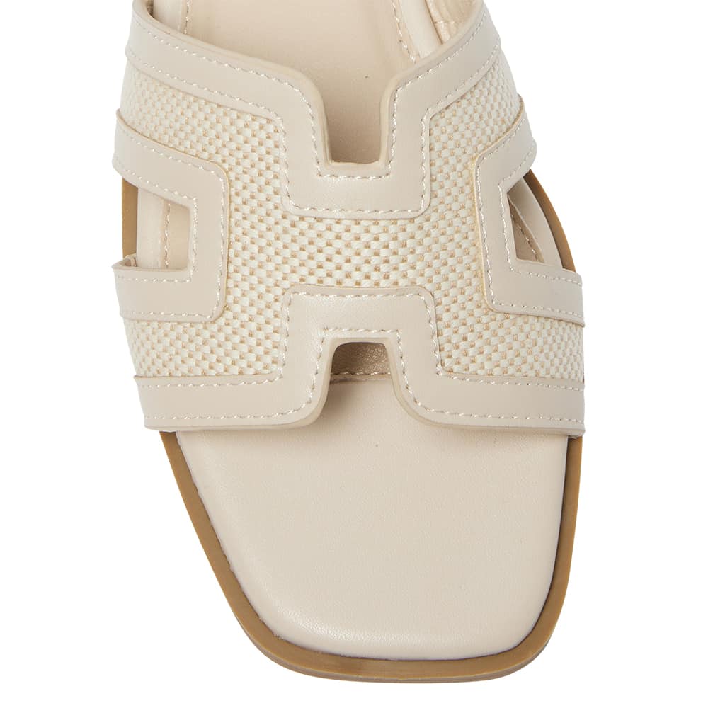 Dion Slide in Beige Multi