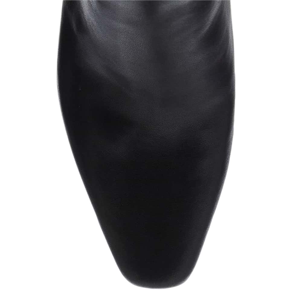 Drama Boot in Black Leather