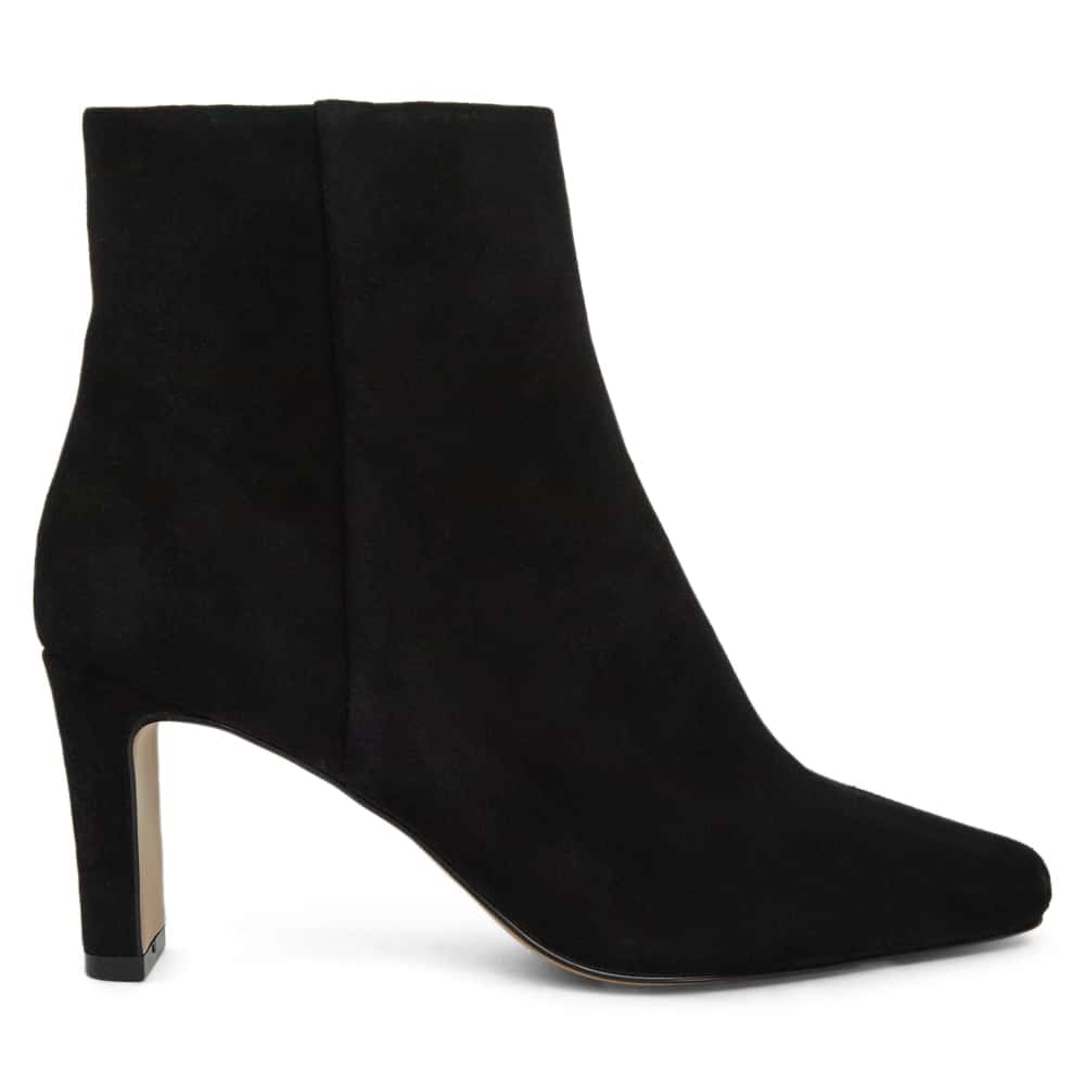 Drama Boot in Black Suede