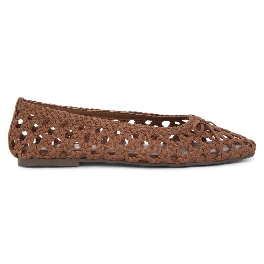 Eden Ballet Flat in Tan