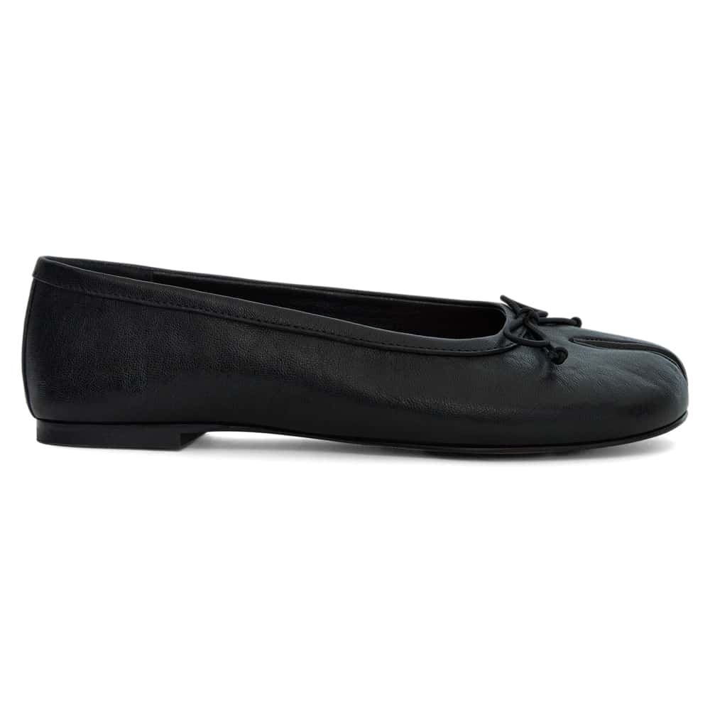 Edwina Ballet Flat in Black Leather