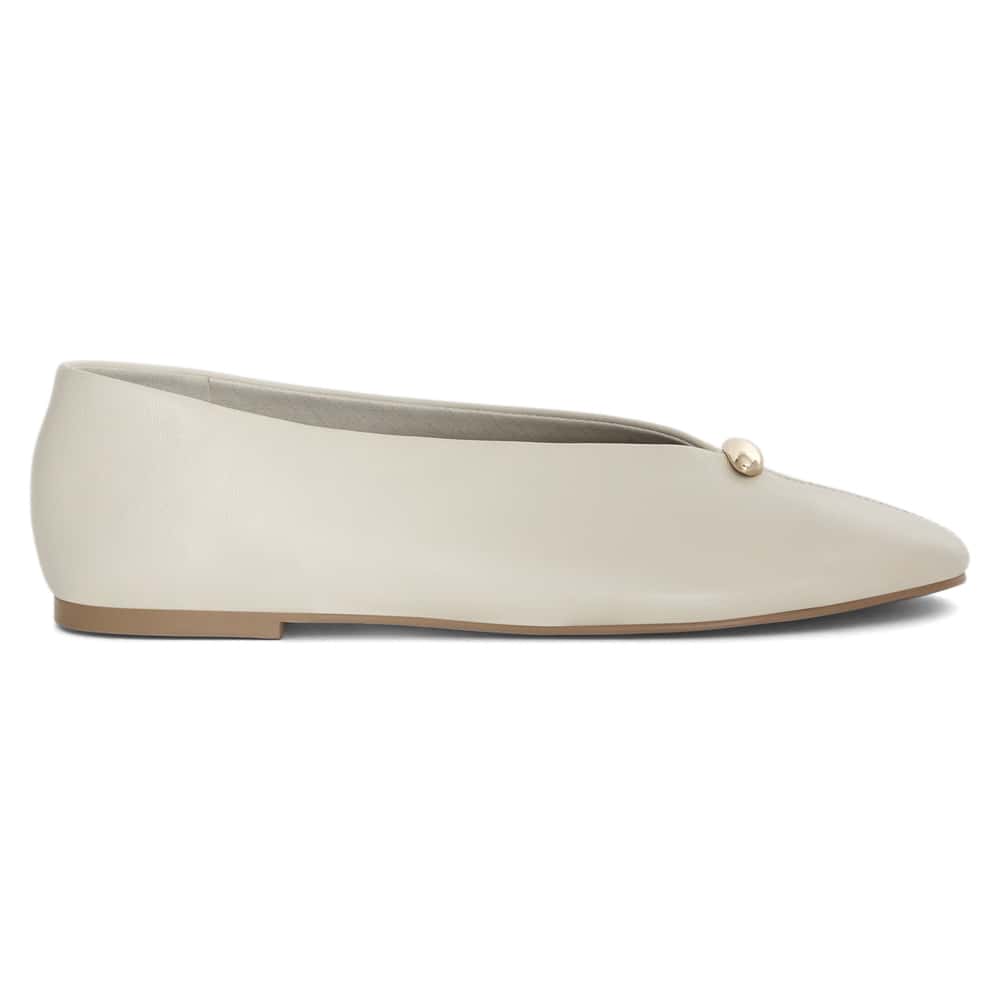 Elaine Ballet Flat in Bone Leather