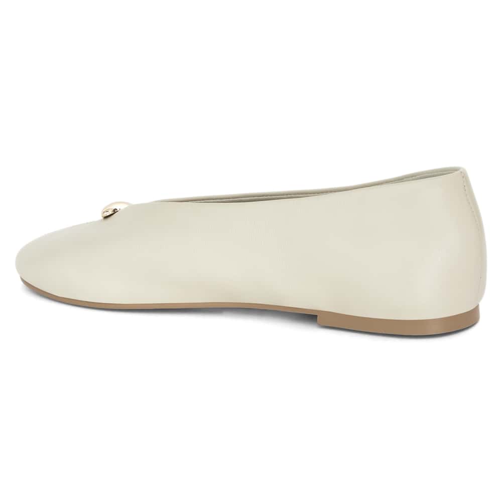 Elaine Ballet Flat in Bone Leather