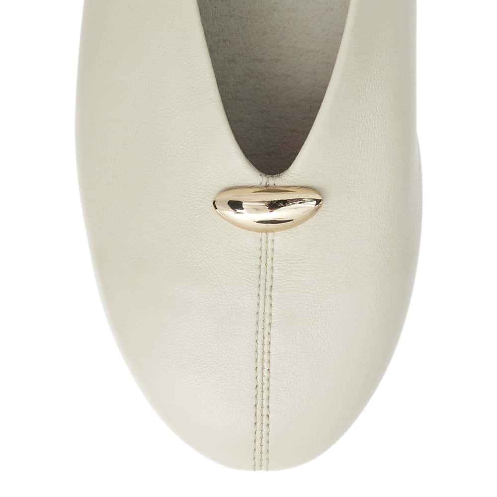 Elaine Ballet Flat in Bone Leather