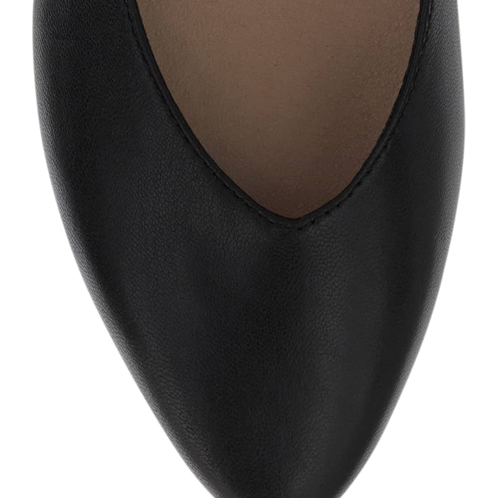 Elite Ballet Flat in Black Leather