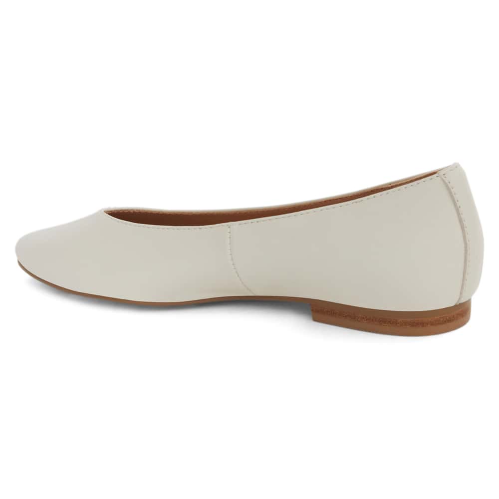 Elite Ballet Flat in Ivory Leather