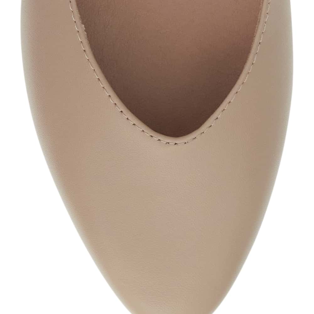 Elite Ballet Flat in Nude Leather