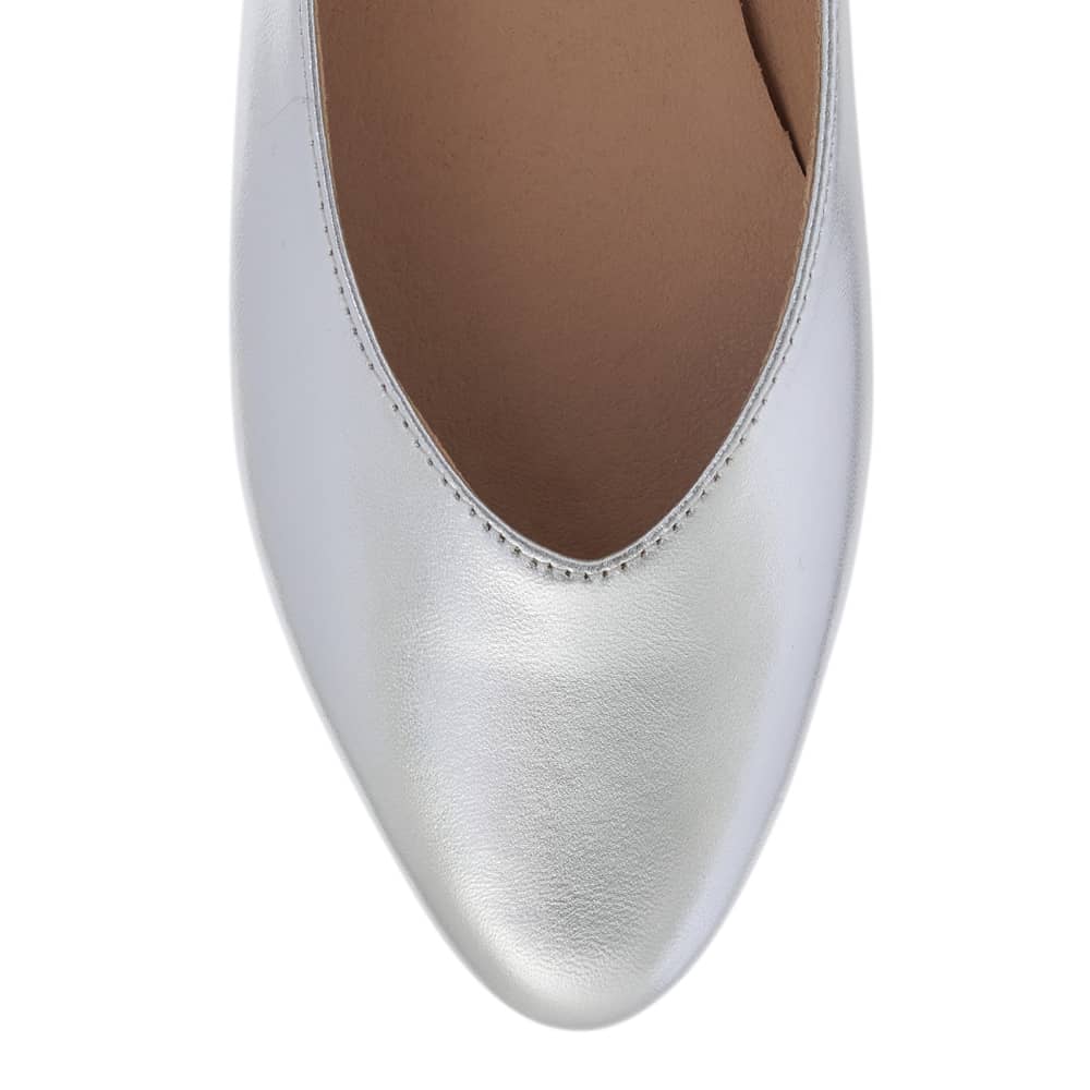 Elite Ballet Flat in Silver Leather