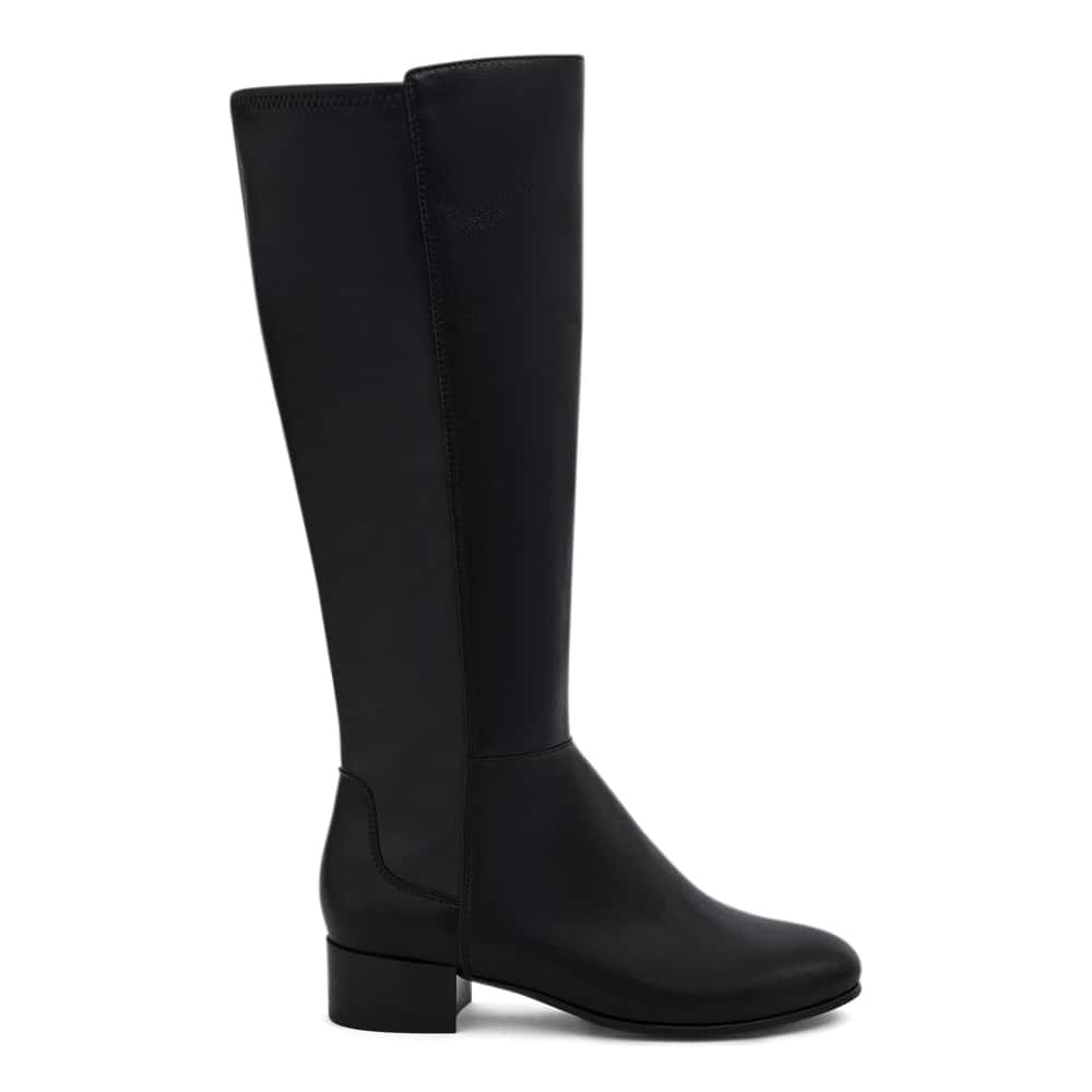Falcon Boot in Black Leather