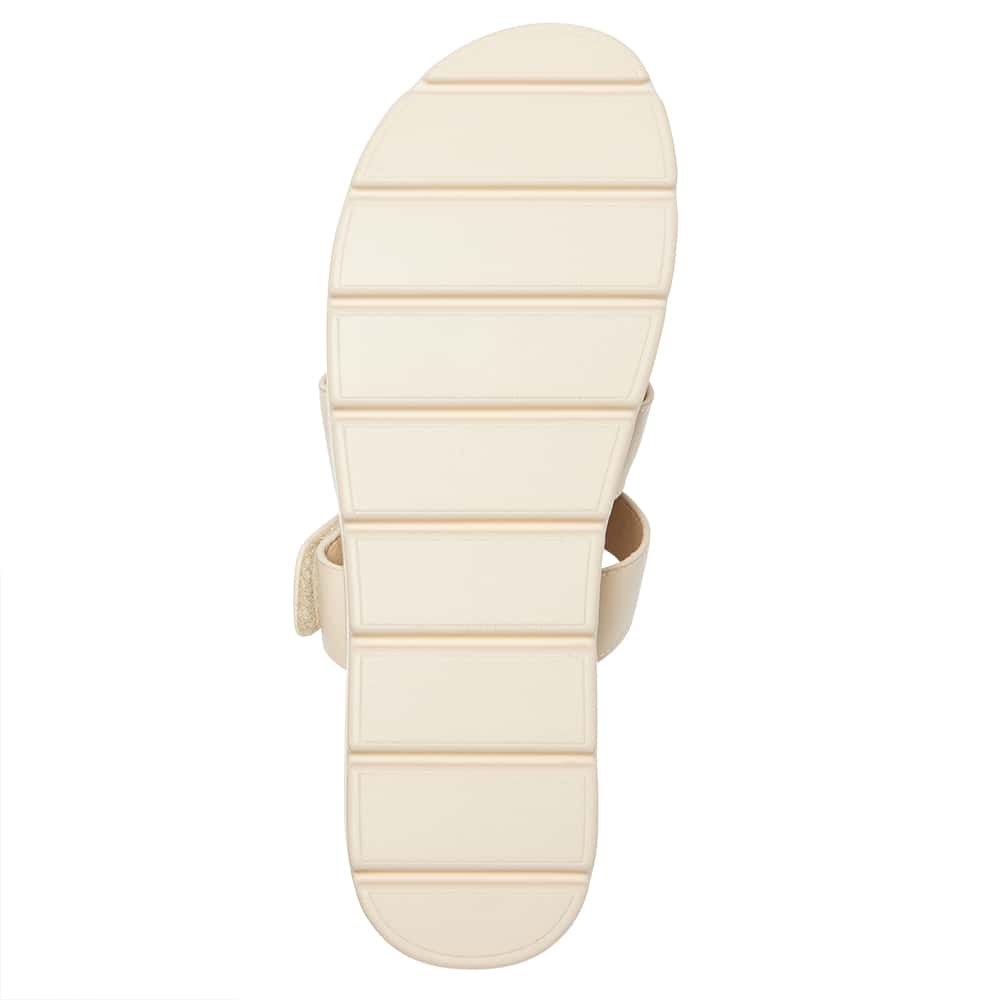 Finch Slide in Beige Smooth