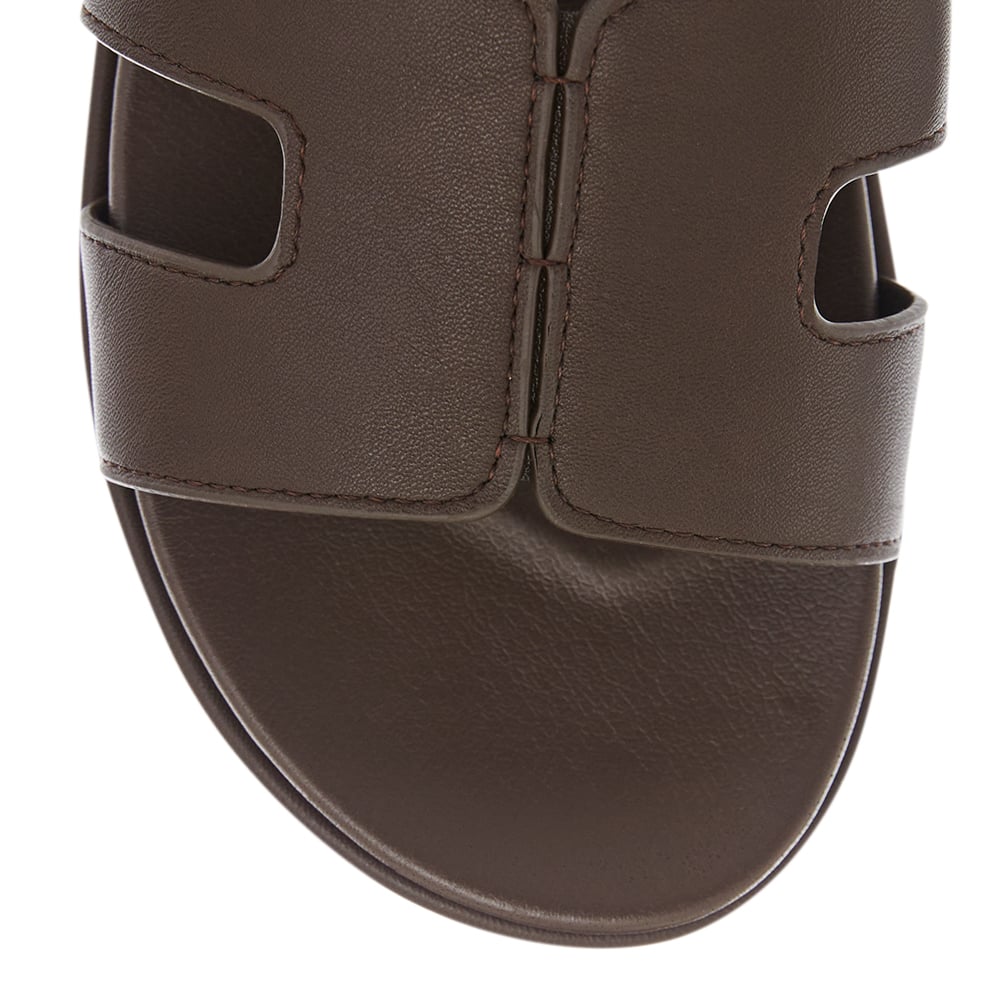 Finch Slide in Chocolate Smooth