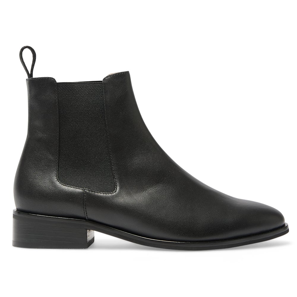 Fitzroy Boot in Black Leather
