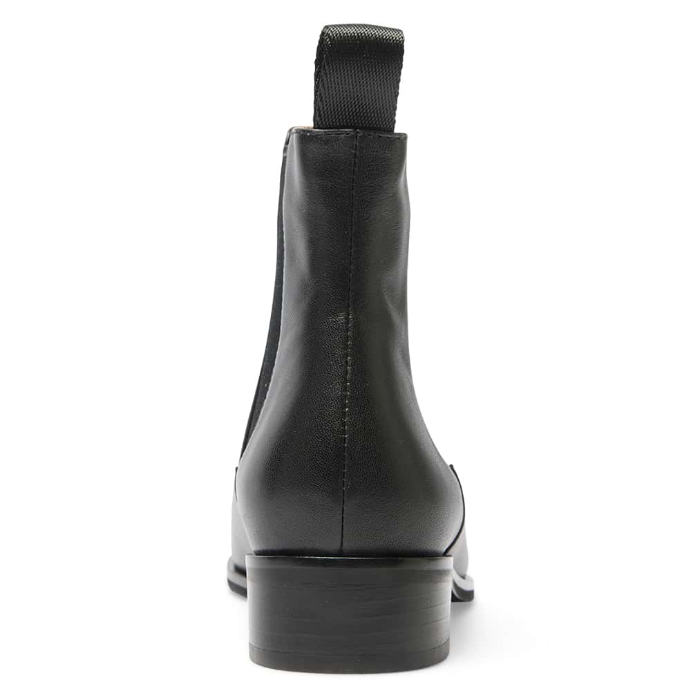 Fitzroy Boot in Black Leather