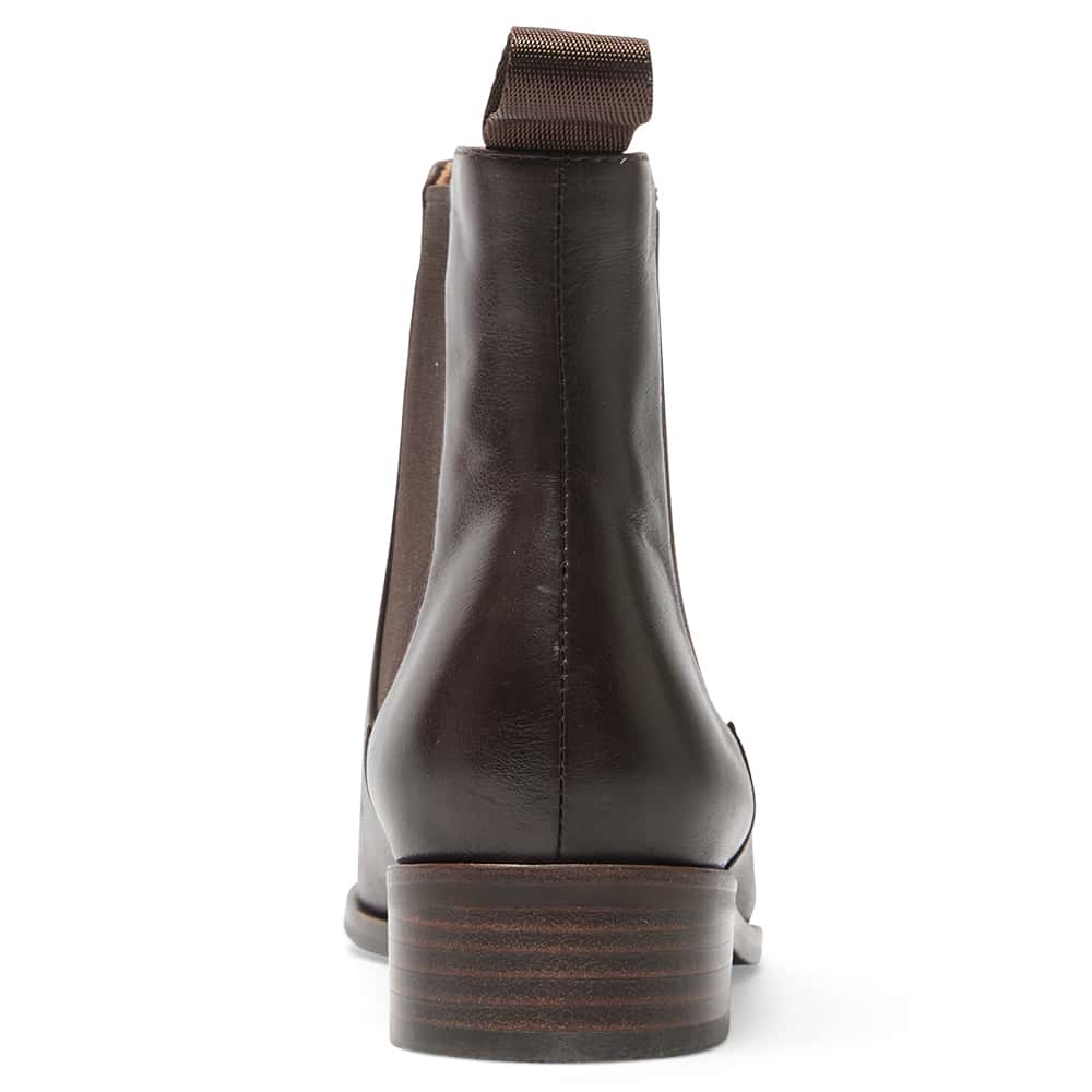 Fitzroy Boot in Chocolate Glove Leather