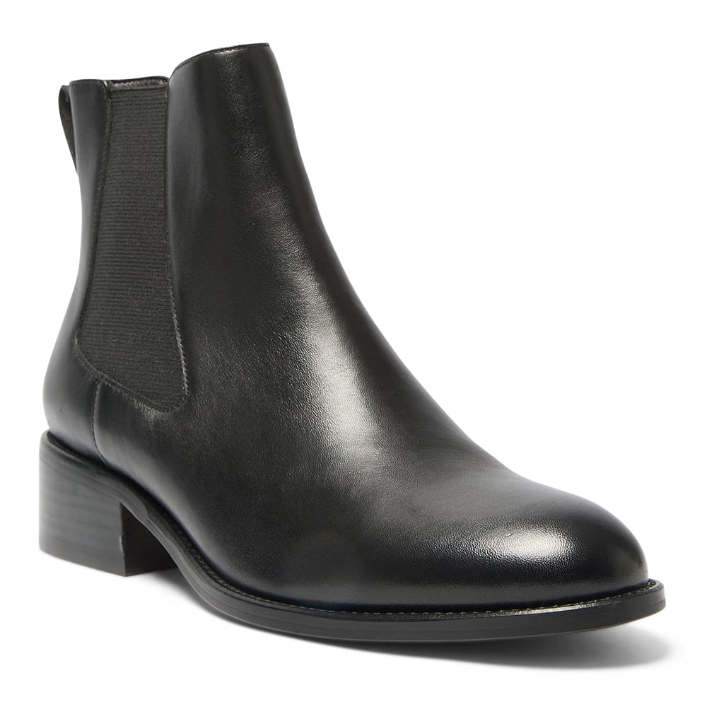 Forbes Boot in Black Leather