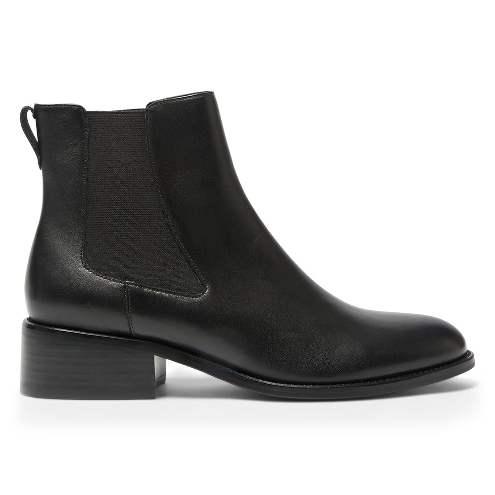 Forbes Boot in Black Leather