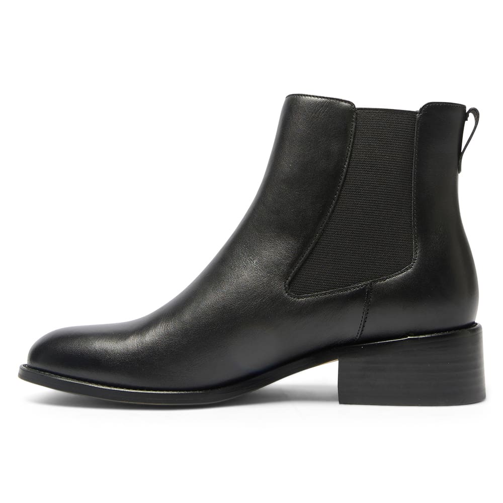 Forbes Boot in Black Leather