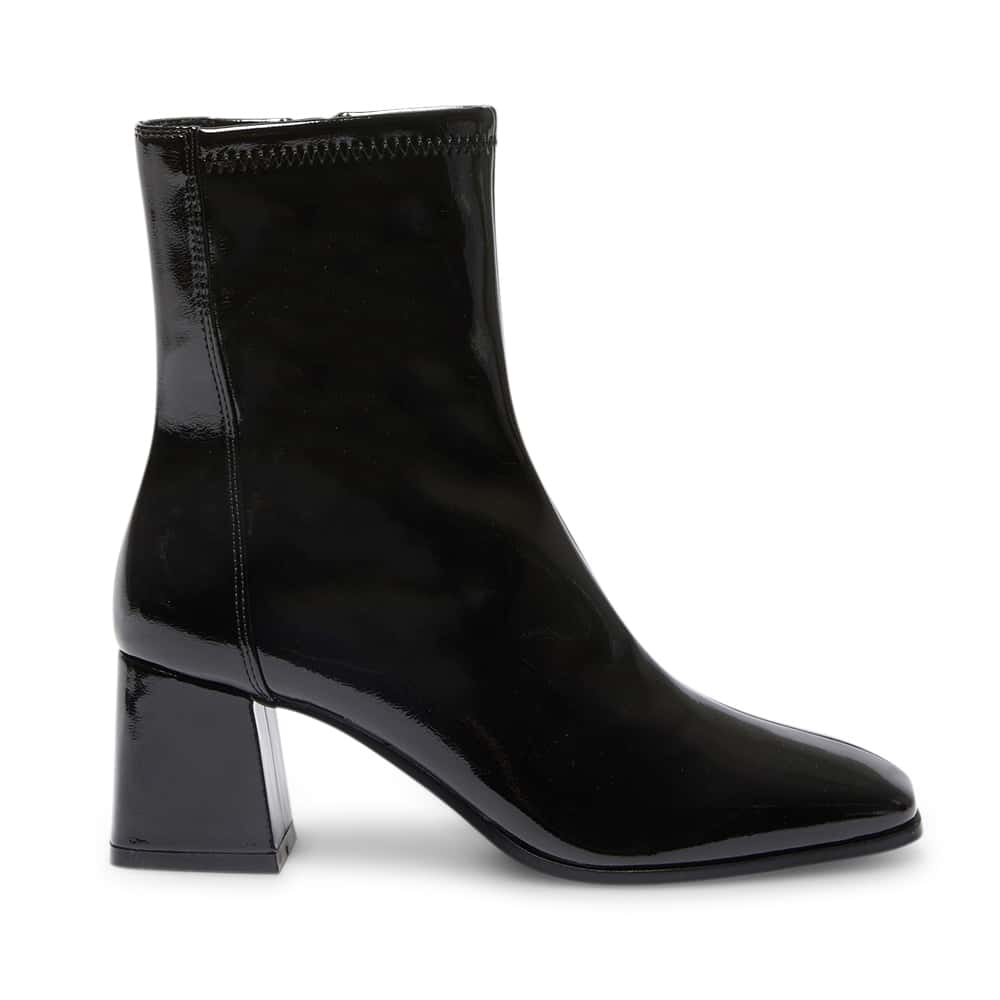 Hampton Boot in Black Patent Crinkle Stretch Patent