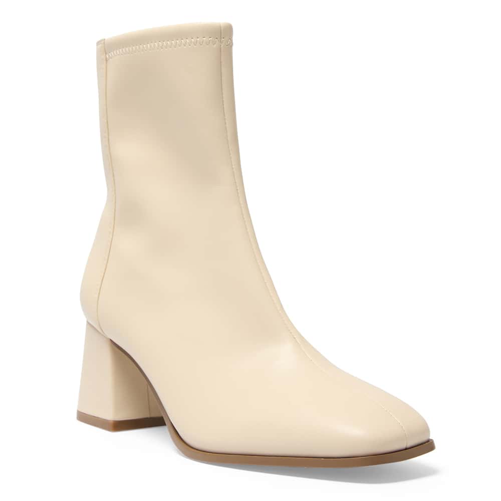 Hampton Boot in Bone Stretch