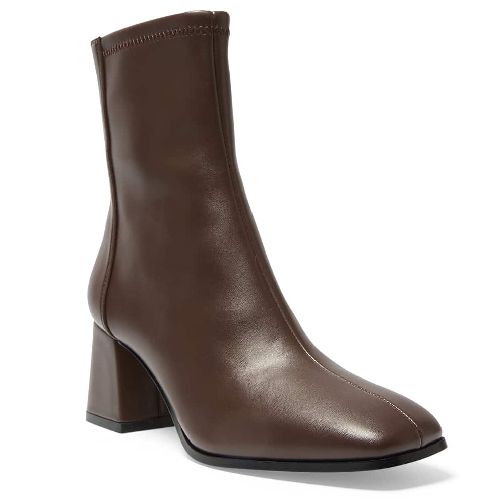 Hampton Boot in Chocolate Stretch
