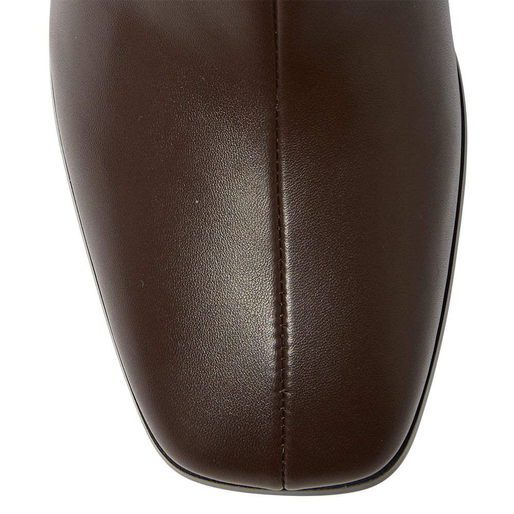 Hampton Boot in Chocolate Stretch