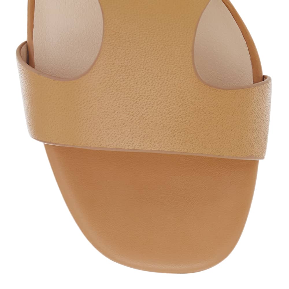 Harper Heel in Tan Leather