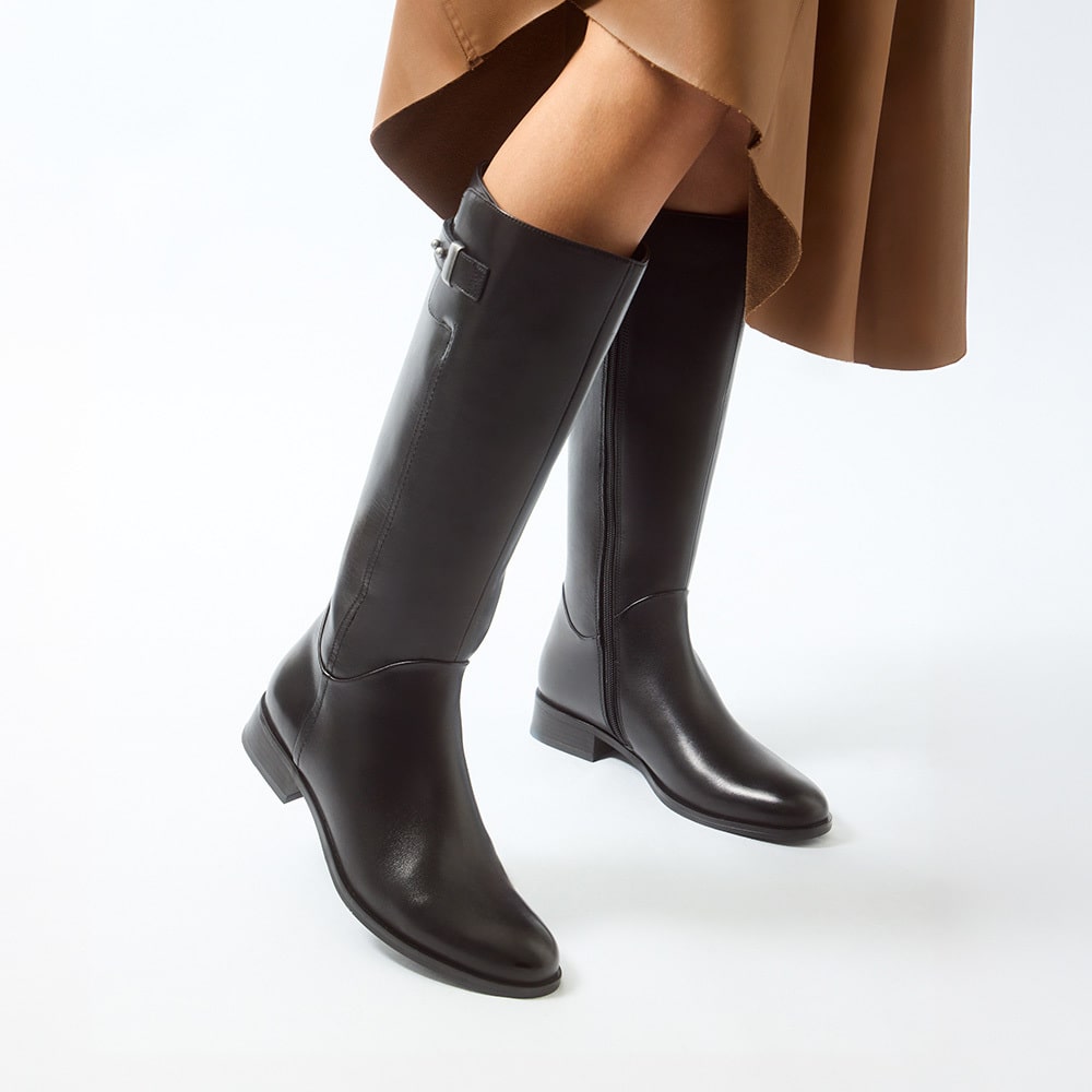 Jenna Boot in Black Leather