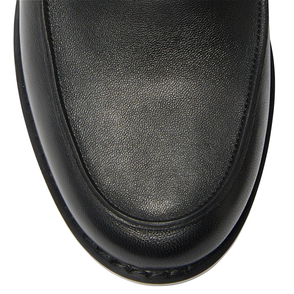 Mabel Loafer in Black Leather