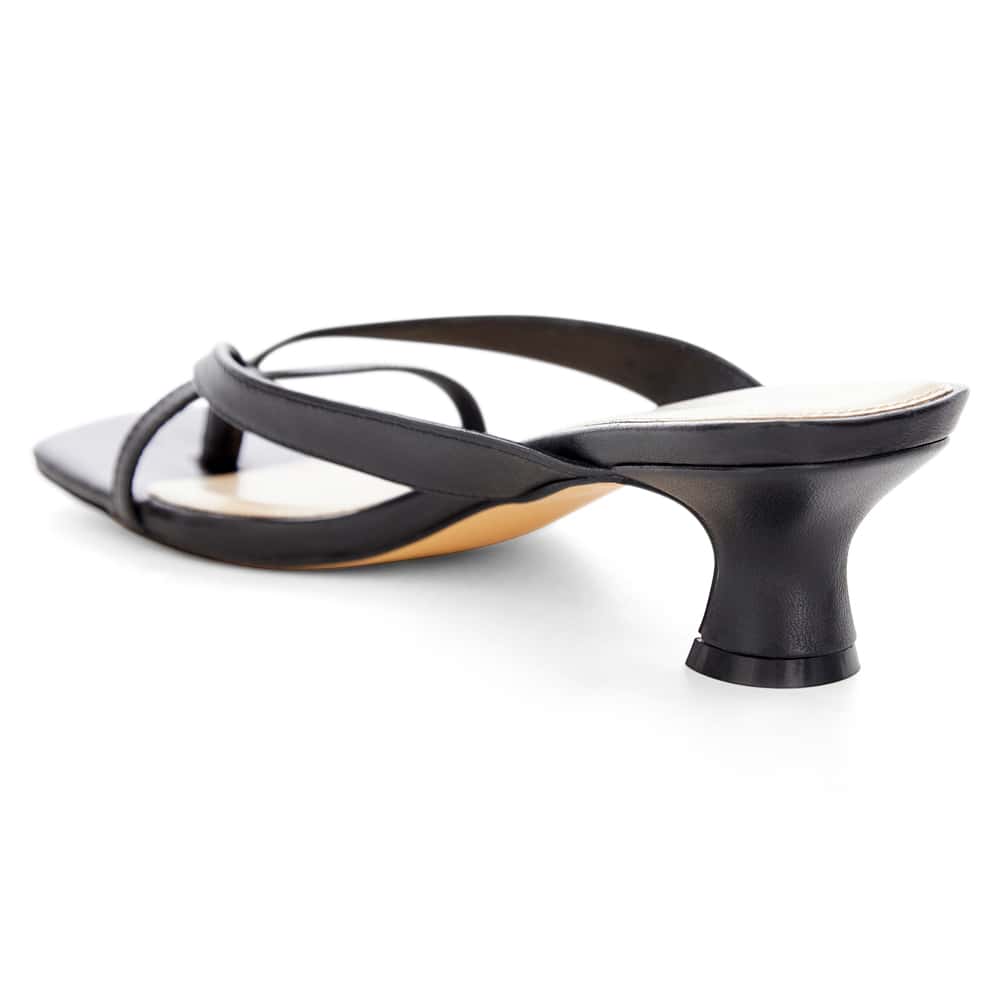 Matrix Heel in Black Leather