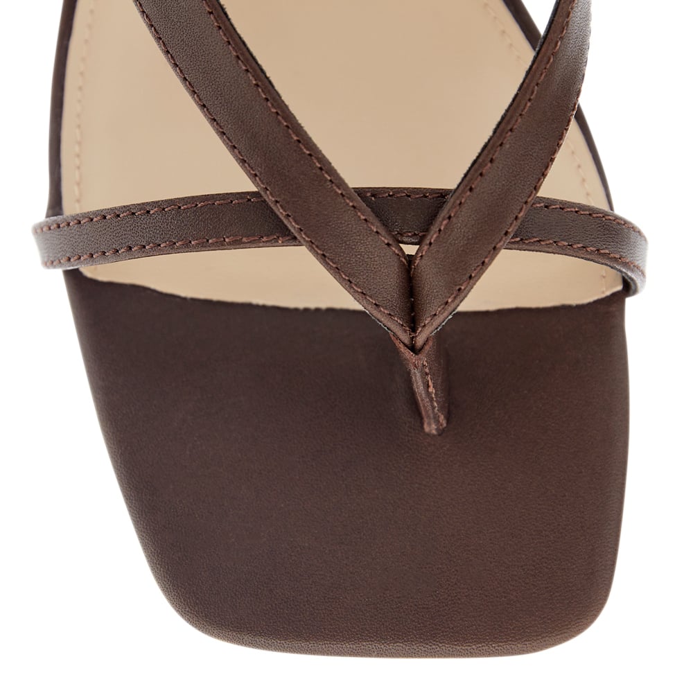 Matrix Heel in Chocolate Glove