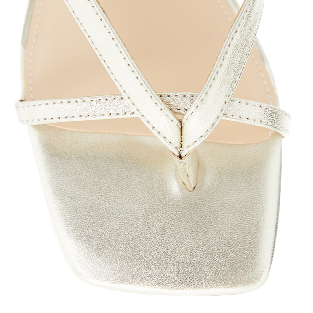 Matrix Heel in Gold Metallic