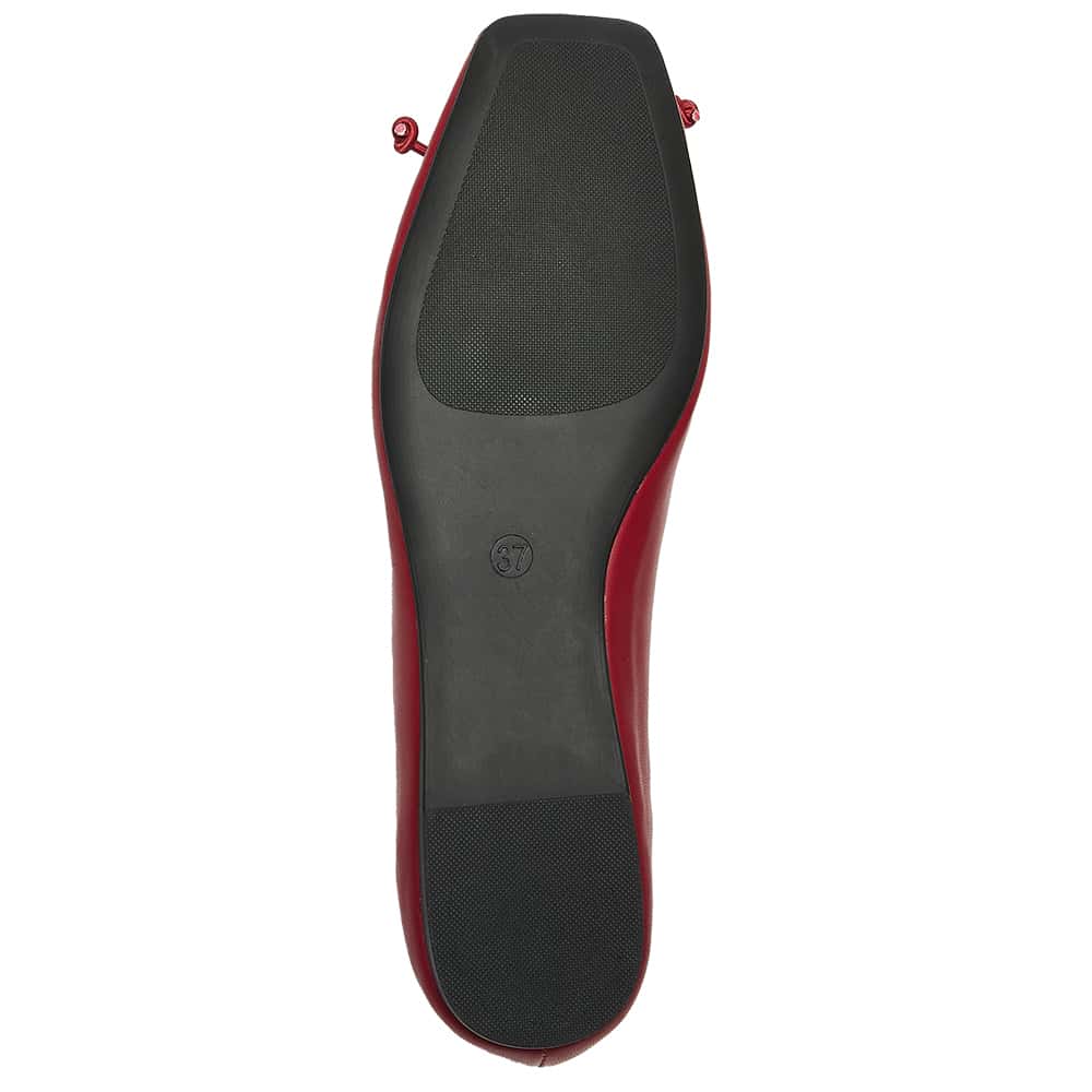 Maya Flat in Red Leather