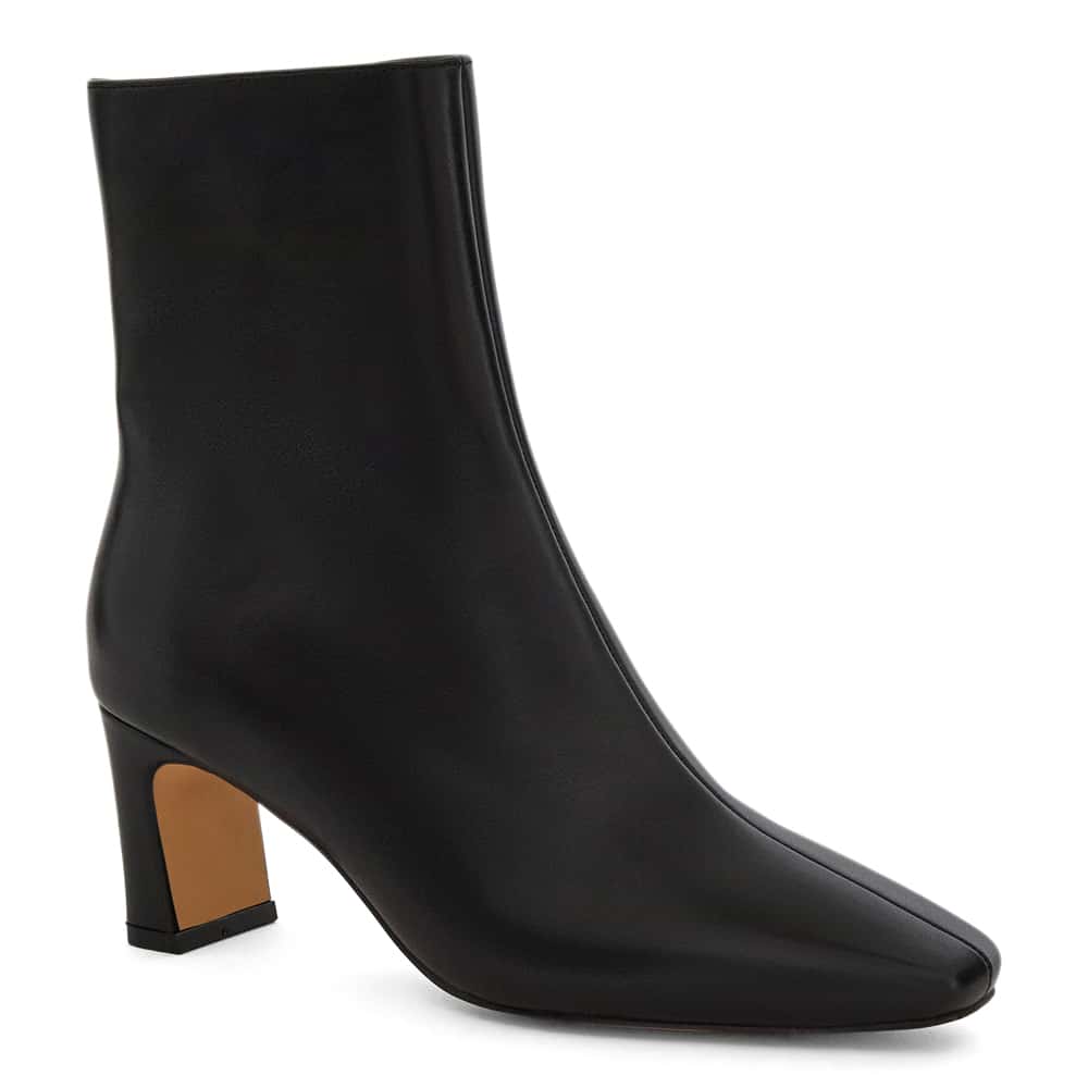 Mila Boot in Black Leather